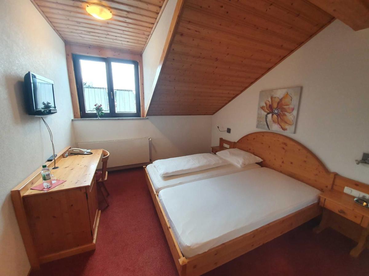 Landgasthof Brunnenwirt Zum Meenzer Fischbachtal المظهر الخارجي الصورة
