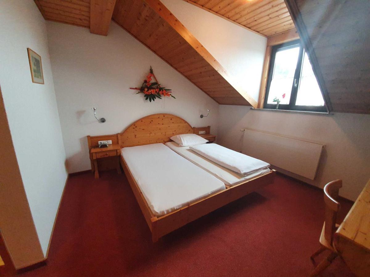 Landgasthof Brunnenwirt Zum Meenzer Fischbachtal المظهر الخارجي الصورة